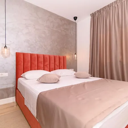 Hygge Boutique * Traù